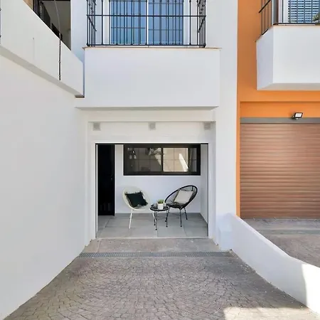 Moderno Estudio Con Wifi En - Vistamar 16 Estudio Marbella