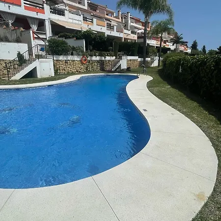 Moderno Estudio Con Wifi En - Vistamar 16 Estudio Marbella