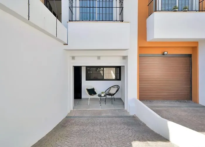 Moderno Estudio Con Wifi En - Vistamar 16 Estudio Марбелья