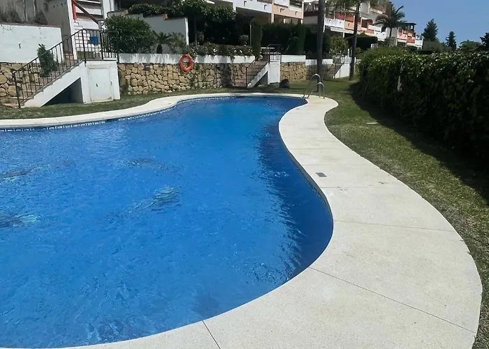 Moderno Estudio Con Wifi En - Vistamar 16 Estudio Марбелья